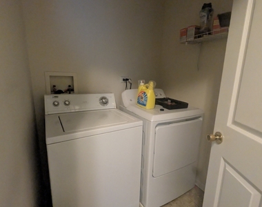 499 Brookside Drive - Photo Thumbnail 7