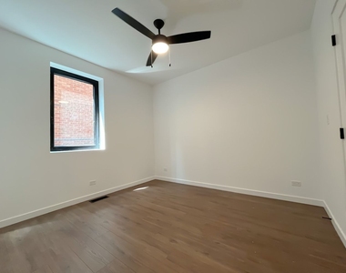 3710 N Kenmore Avenue - Photo Thumbnail 5