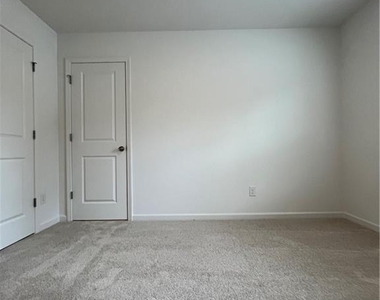 543 Madision Lakeview Drive - Photo Thumbnail 42