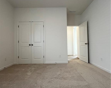 543 Madision Lakeview Drive - Photo Thumbnail 20