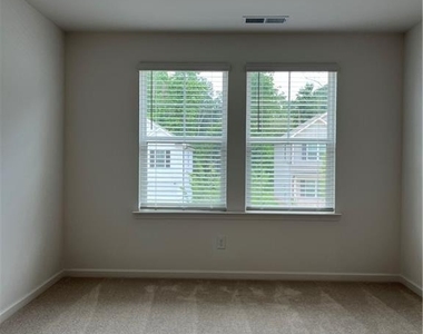 543 Madision Lakeview Drive - Photo Thumbnail 30