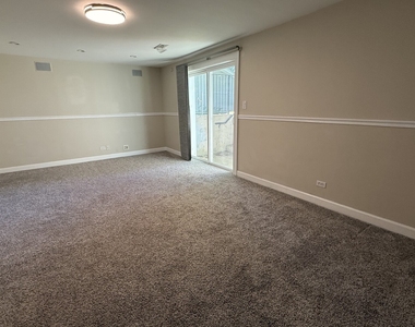 920 Royal Court - Photo Thumbnail 10