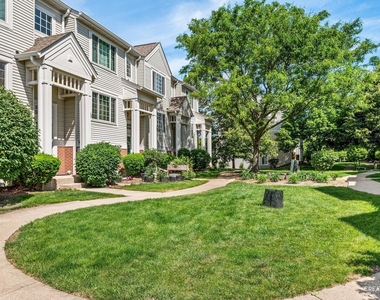 3472 Ravinia Circle - Photo Thumbnail 15