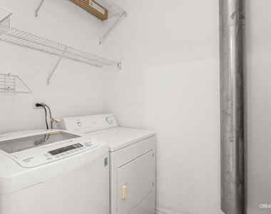 3472 Ravinia Circle - Photo Thumbnail 7