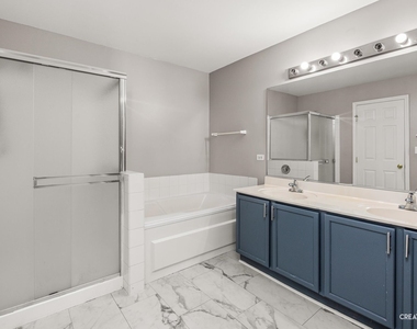 3472 Ravinia Circle - Photo Thumbnail 11