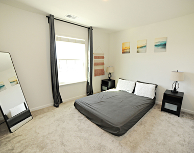530 Cimmaron Circle - Photo Thumbnail 11