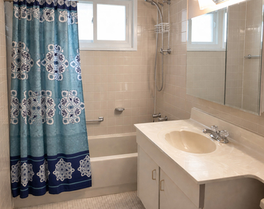 1706 W Jarvis Avenue - Photo Thumbnail 9