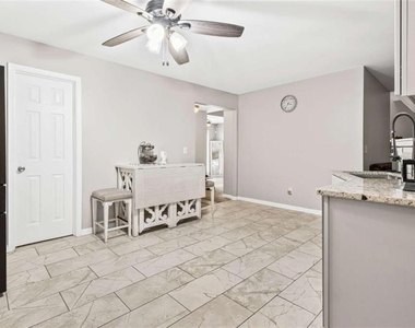 7155 Laurel Creek Drive - Photo Thumbnail 12