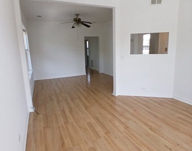 4652 W Palmer Street - Photo Thumbnail 3