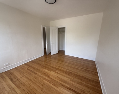 7351 N Damen Avenue - Photo Thumbnail 11