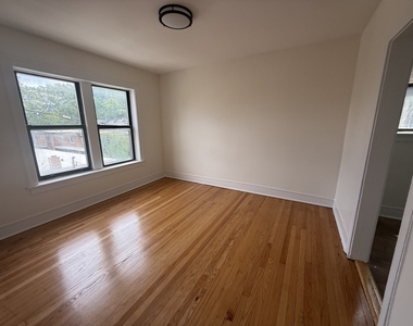 7351 N Damen Avenue - Photo Thumbnail 12