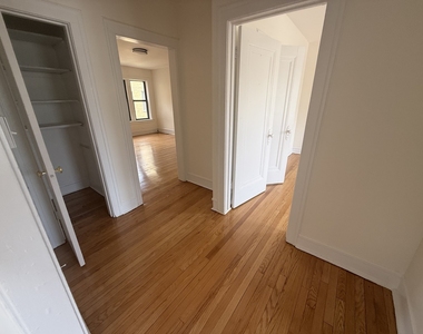 7351 N Damen Avenue - Photo Thumbnail 9
