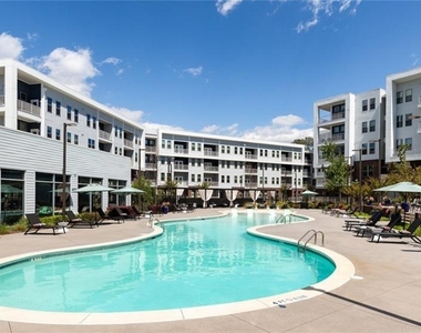 550 Northridge Parkway - Photo Thumbnail 12