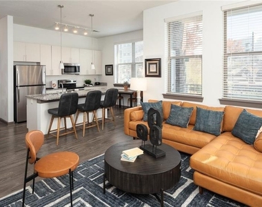 550 Northridge Parkway - Photo Thumbnail 4