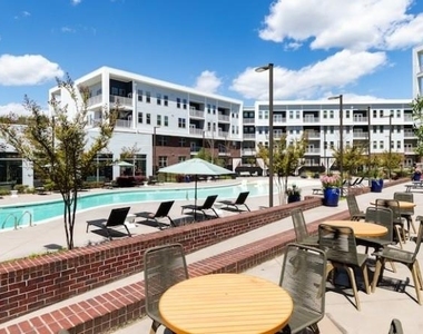 550 Northridge Parkway - Photo Thumbnail 14