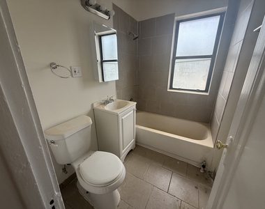 7351 N Damen Avenue - Photo Thumbnail 17
