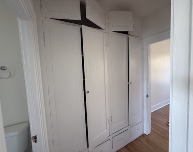 7351 N Damen Avenue - Photo Thumbnail 16