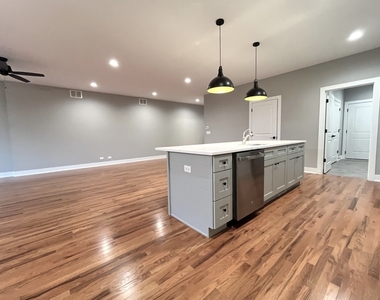 972 Meadow Lane - Photo Thumbnail 5
