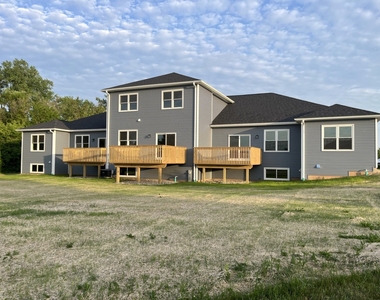 972 Meadow Lane - Photo Thumbnail 20