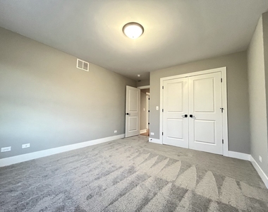 972 Meadow Lane - Photo Thumbnail 17