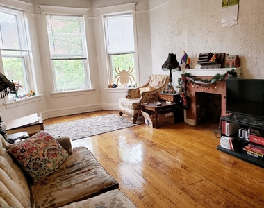 3516 N Broadway Street - Photo Thumbnail 1