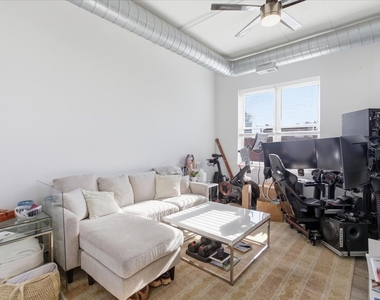 1155 W Madison Street - Photo Thumbnail 13