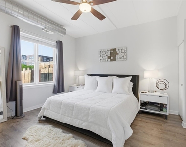 1155 W Madison Street - Photo Thumbnail 9