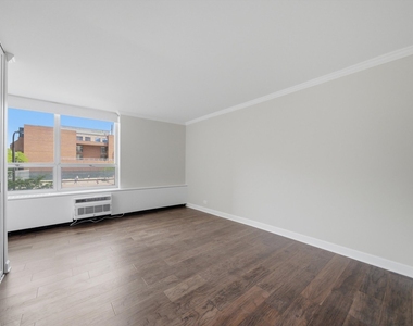 70 W Burton Place - Photo Thumbnail 13