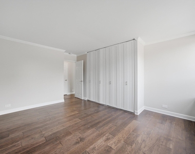 70 W Burton Place - Photo Thumbnail 15