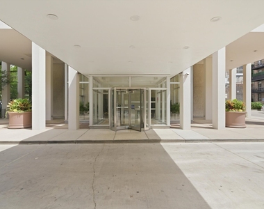70 W Burton Place - Photo Thumbnail 21