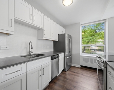 70 W Burton Place - Photo Thumbnail 6