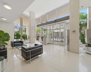 70 W Burton Place - Photo Thumbnail 23