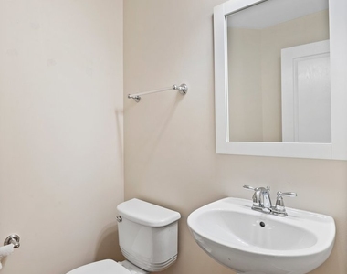 260 Devoe Drive - Photo Thumbnail 19