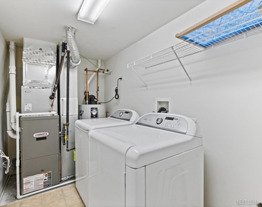 260 Devoe Drive - Photo Thumbnail 20