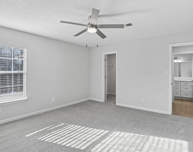 1113 Powers Ferry Place - Photo Thumbnail 19