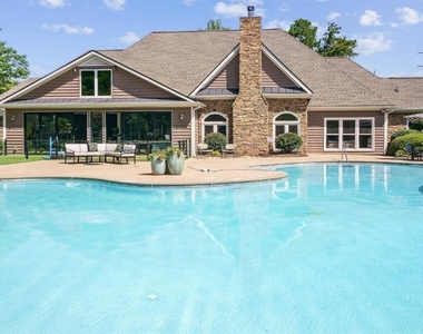 1113 Powers Ferry Place - Photo Thumbnail 35