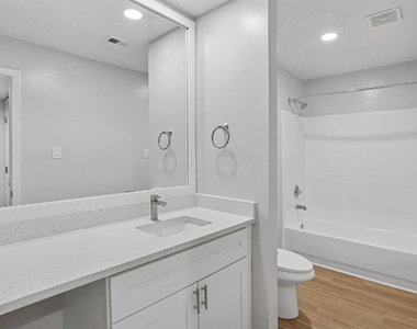 1113 Powers Ferry Place - Photo Thumbnail 26