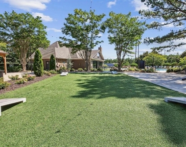 1113 Powers Ferry Place - Photo Thumbnail 37