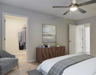1113 Powers Ferry Place - Photo Thumbnail 15