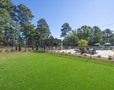8 Cumberland Way - Photo Thumbnail 20