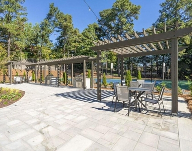 8 Cumberland Way - Photo Thumbnail 18