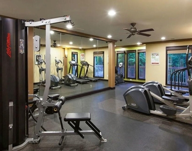 8 Cumberland Way - Photo Thumbnail 15