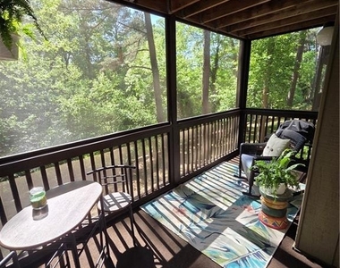 903 River Run Drive - Photo Thumbnail 15