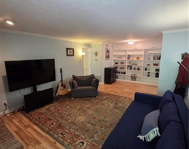 903 River Run Drive - Photo Thumbnail 5