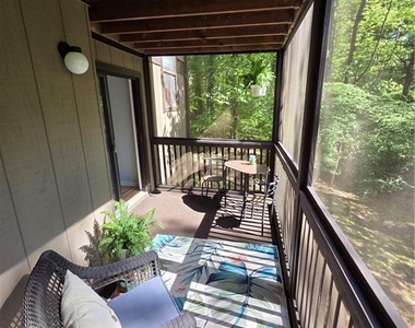 903 River Run Drive - Photo Thumbnail 16