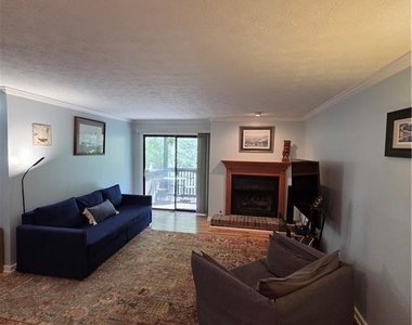 903 River Run Drive - Photo Thumbnail 6