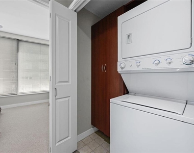 3338 Peachtree Road Ne - Photo Thumbnail 18