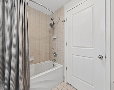 3338 Peachtree Road Ne - Photo Thumbnail 16