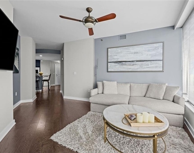 3338 Peachtree Road Ne - Photo Thumbnail 8