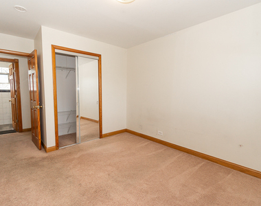 649 S Wisconsin Avenue - Photo Thumbnail 7